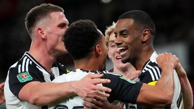 现代足球对 现代足球对